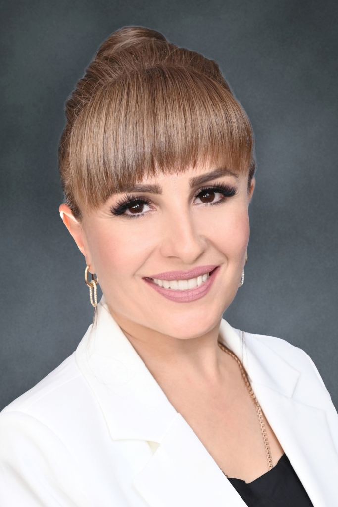 Нагиева Эсмира Велиюлла кызы.
